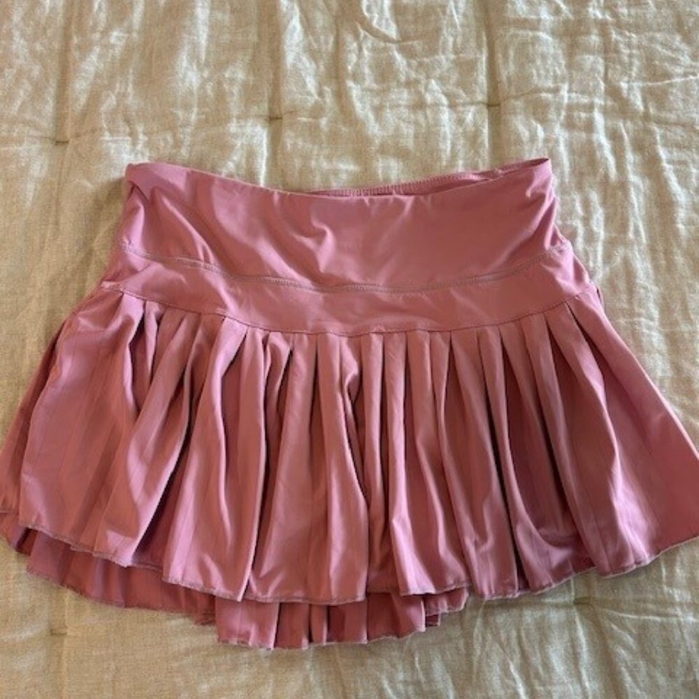 Gold Hinge Pleated Tennis Skirt